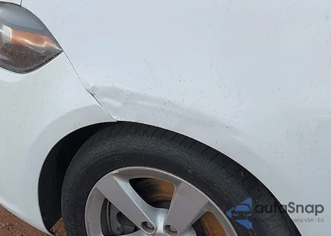 2015 Dodge Dart Sxt z USA, uszkodzony, nr VIN 1C3CDFBB9FD158524